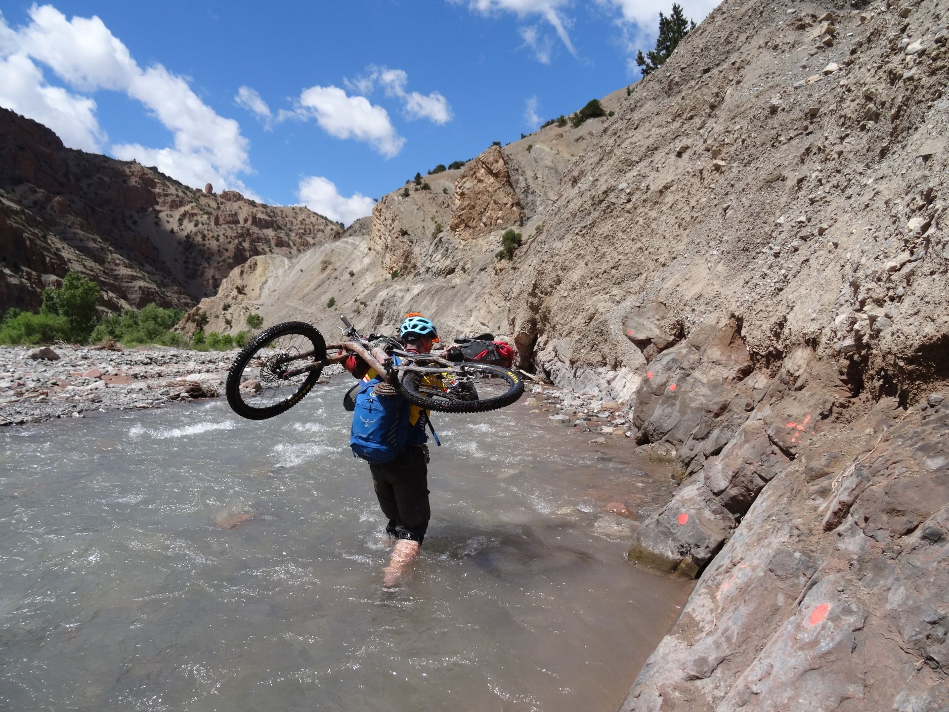 Day 5 - There is a road under the river apparently! ... River Tassaout, near Fakhour. © Steve Woodward